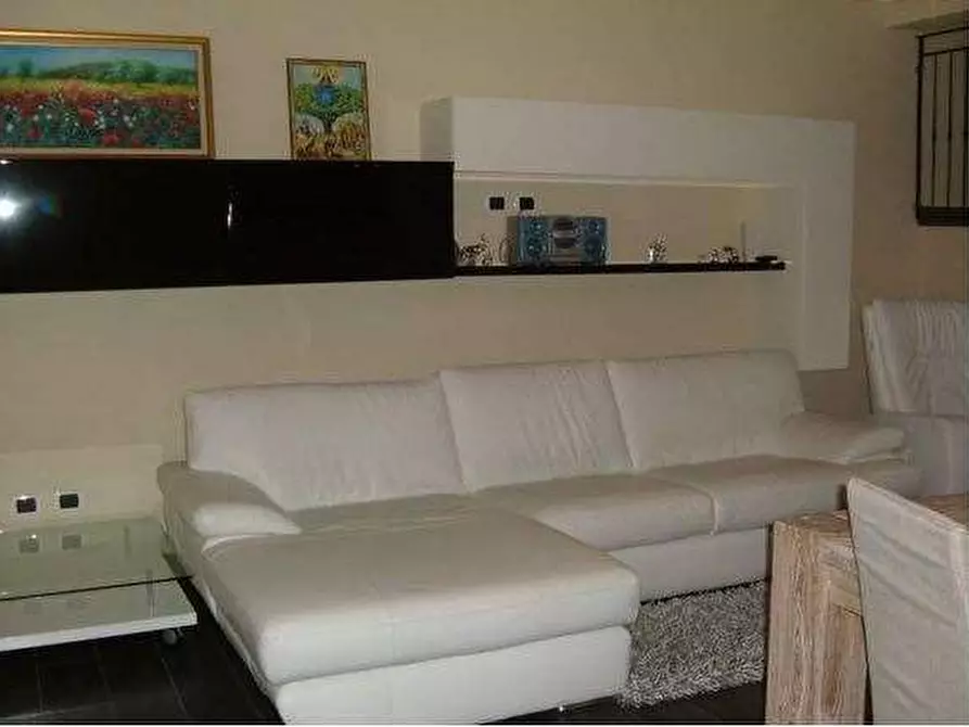 Immagine 1 di Appartamento in vendita  in Capannori Centro a Capannori