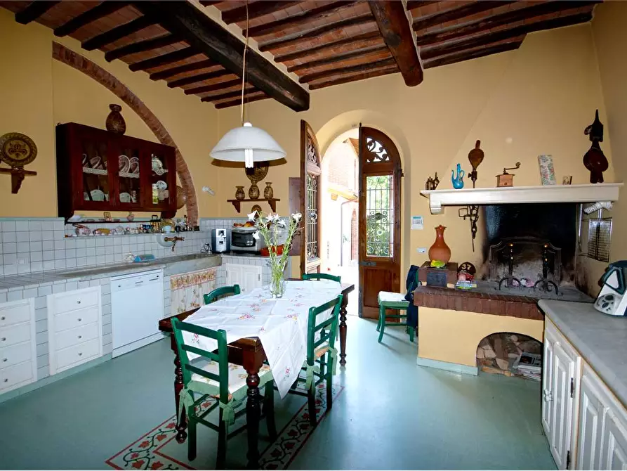 Immagine 20 di Villa in vendita  in CASTELFRANCO DI SOTTO a Castelfranco Di Sotto