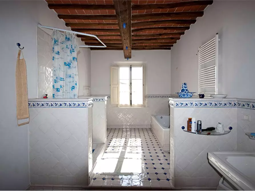 Immagine 32 di Villa in vendita  in CASTELFRANCO DI SOTTO a Castelfranco Di Sotto