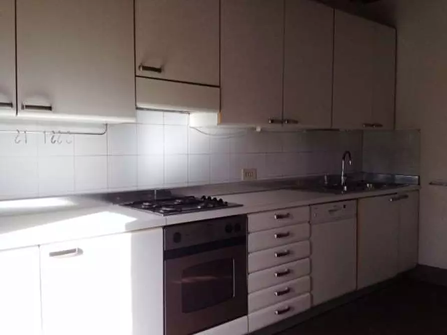 Immagine 5 di Rustico / casale in affitto  in Camigliano  a Capannori