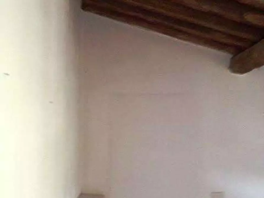 Immagine 10 di Rustico / casale in affitto  in Camigliano  a Capannori