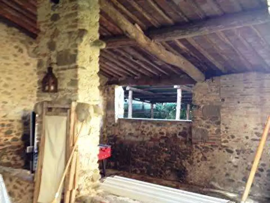 Immagine 29 di Rustico / casale in affitto  in Camigliano  a Capannori