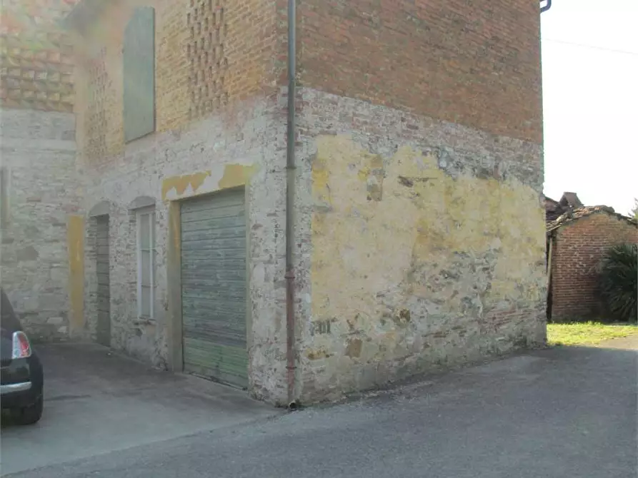 Immagine 2 di Rustico / casale in vendita  in antraccoli a Lucca