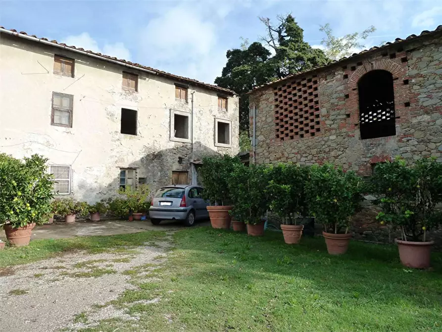 Immagine 2 di Rustico / casale in vendita  in Tofori a Capannori