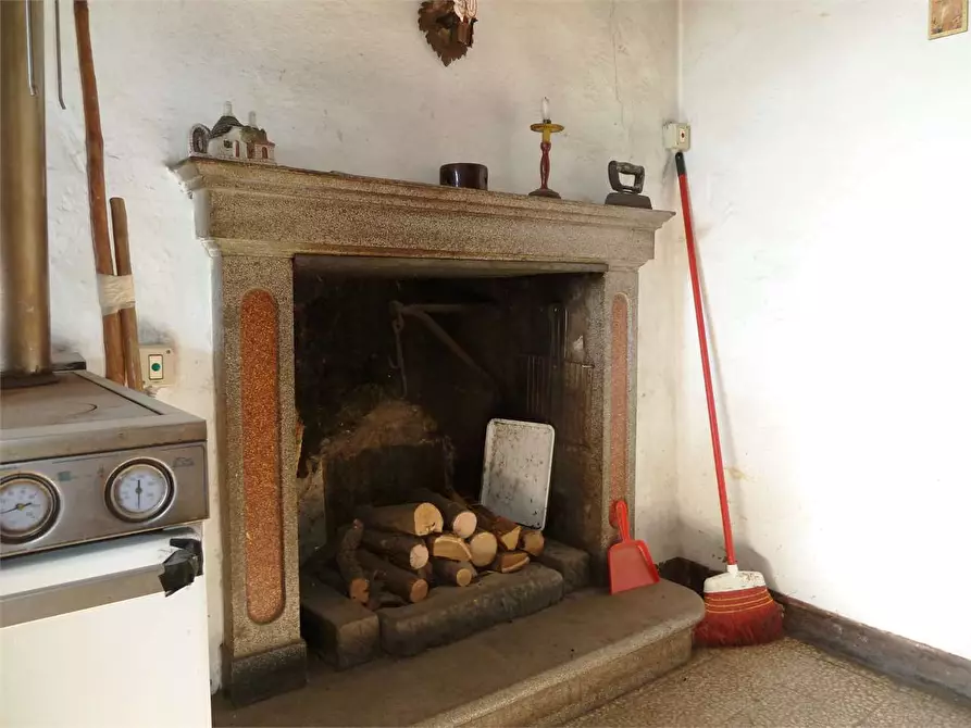 Immagine 5 di Porzione di casa in vendita  in lucca  a Lucca