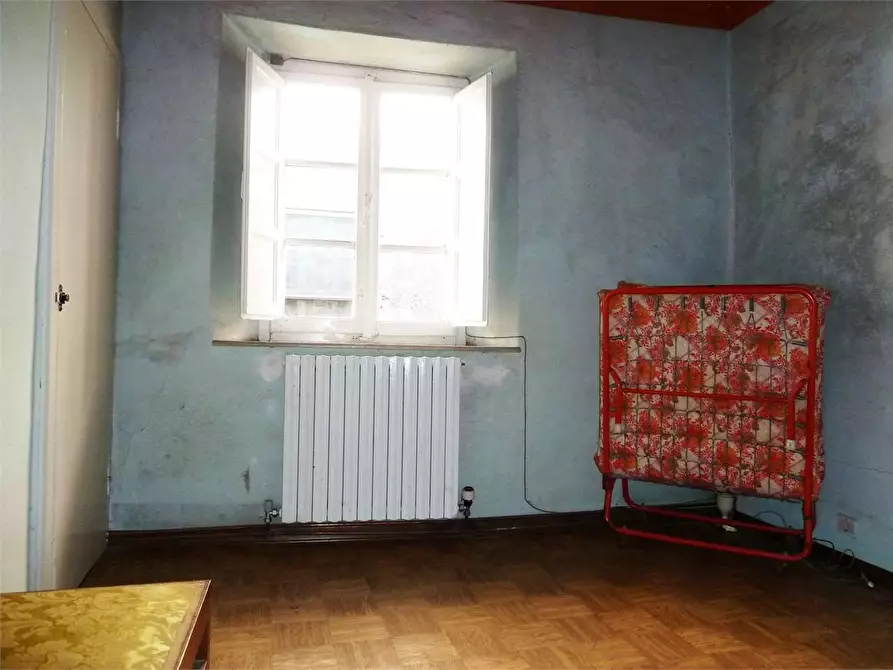 Immagine 10 di Porzione di casa in vendita  in lucca  a Lucca