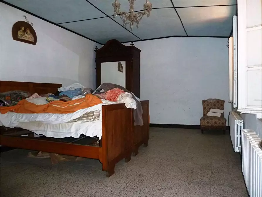 Immagine 13 di Porzione di casa in vendita  in lucca  a Lucca