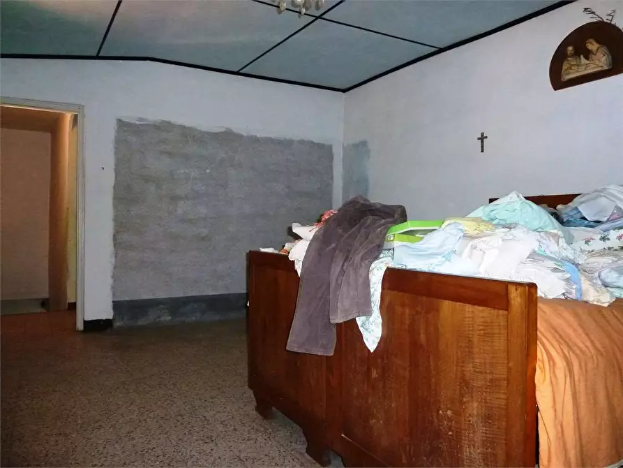 Immagine 15 di Porzione di casa in vendita  in lucca  a Lucca