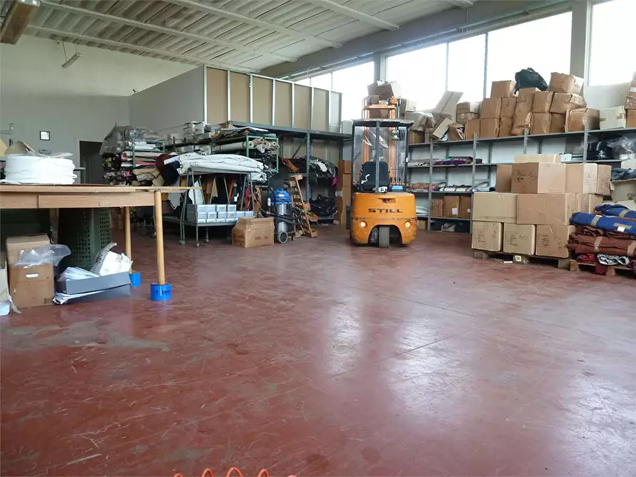 Immagine 3 di Capannone industriale in vendita  in Segromigno in Piano a Capannori