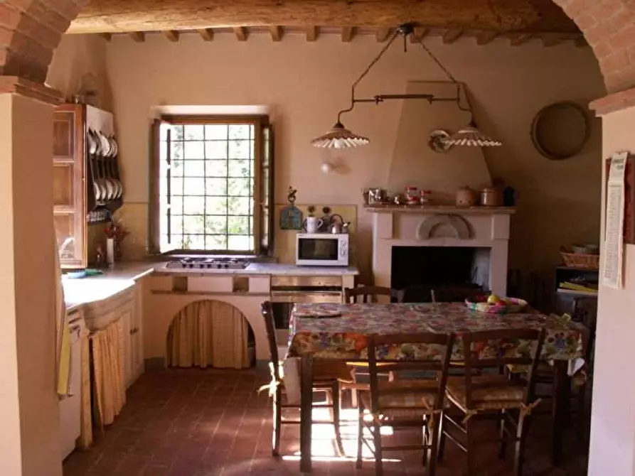 Immagine 7 di Rustico / casale in vendita  in colled i compito a Capannori
