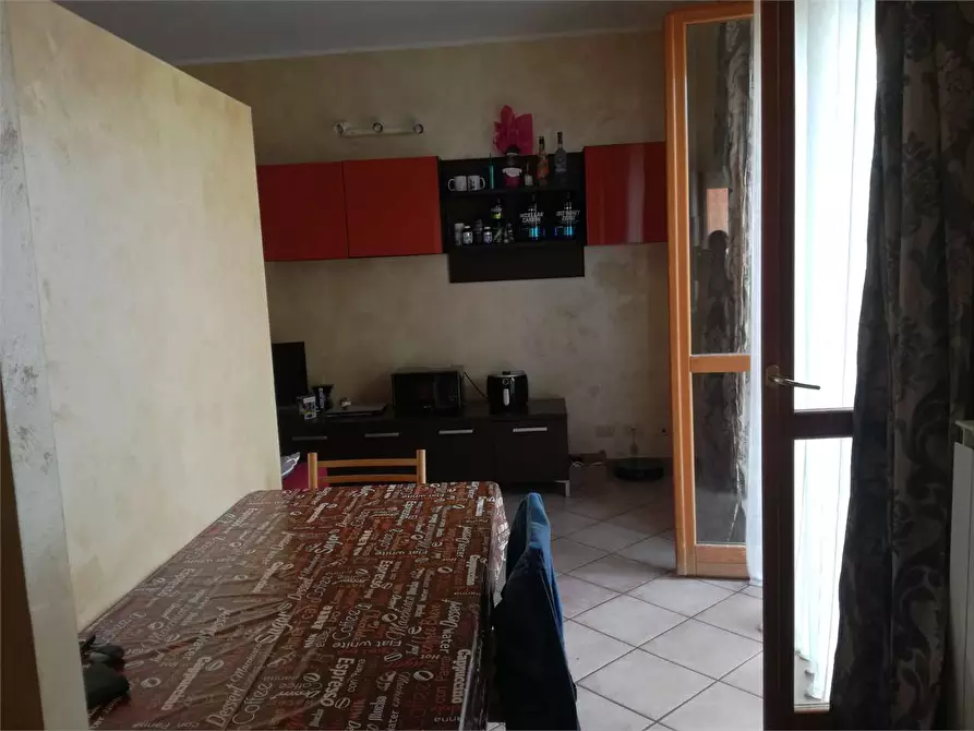 Immagine 9 di Bilocale in vendita  a Rondissone
