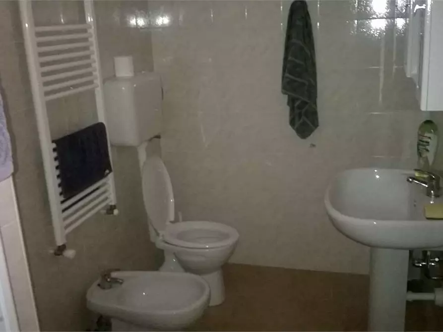 Immagine 9 di Bilocale in vendita  a Trofarello