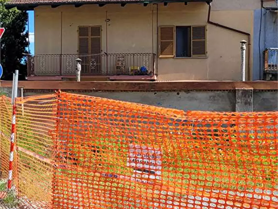 Immagine 11 di Bilocale in vendita  a Trofarello