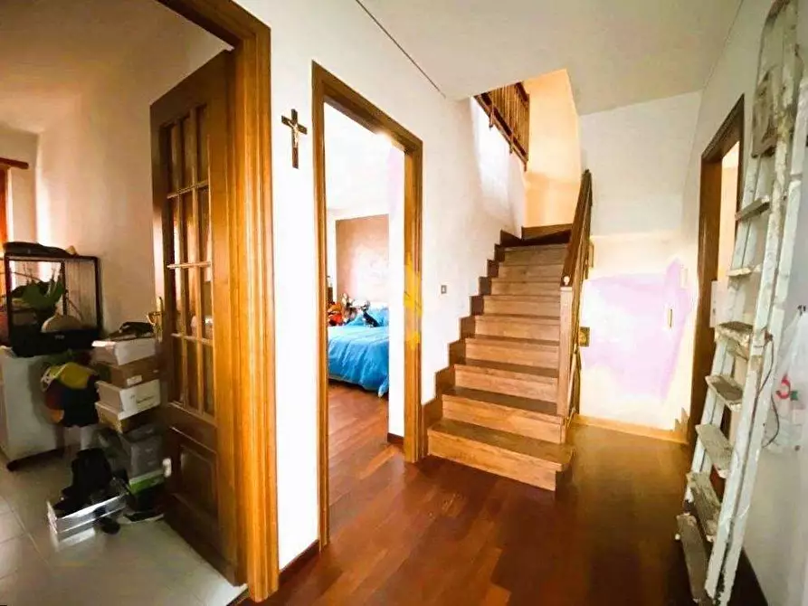 Immagine 10 di Villa in vendita  a Osasio