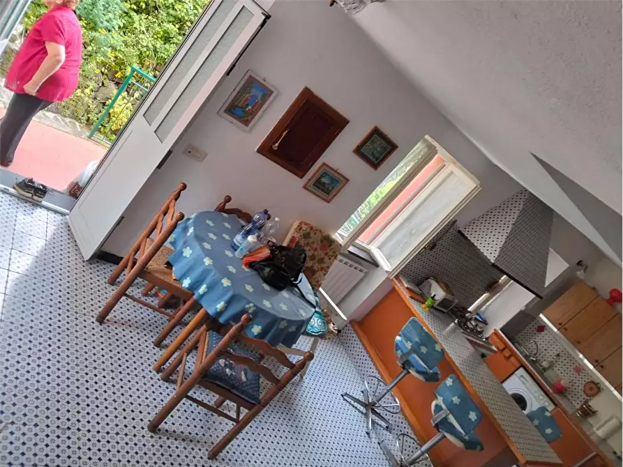 Immagine 2 di Casa indipendente in vendita  a Deiva Marina