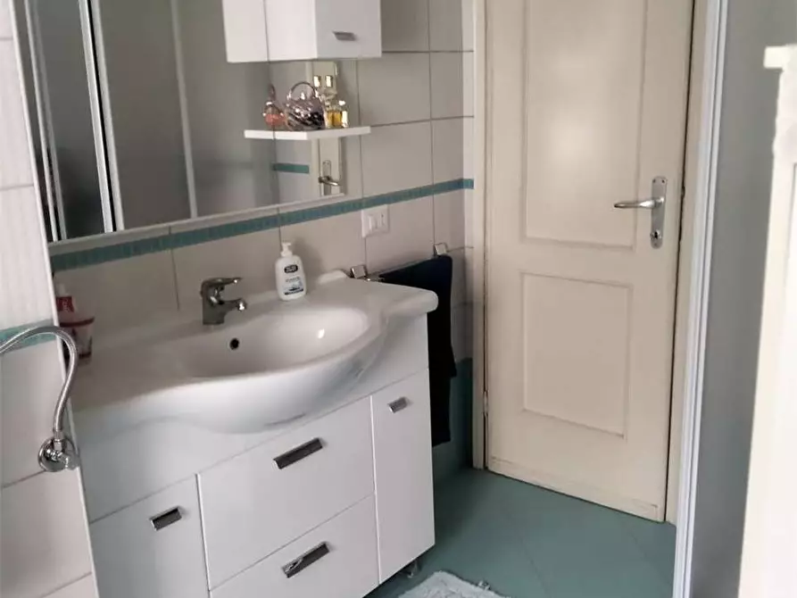 Immagine 22 di Casa indipendente in vendita  a Deiva Marina