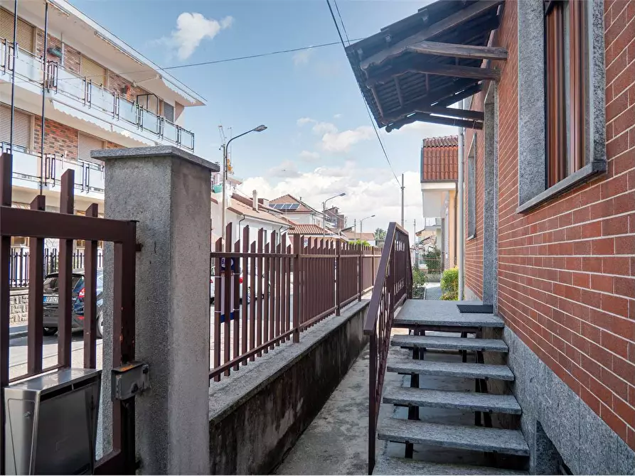 Immagine 4 di Quadrilocale in vendita  a Grugliasco