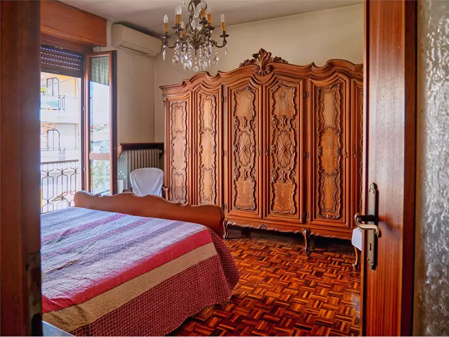 Immagine 24 di Quadrilocale in vendita  a Grugliasco