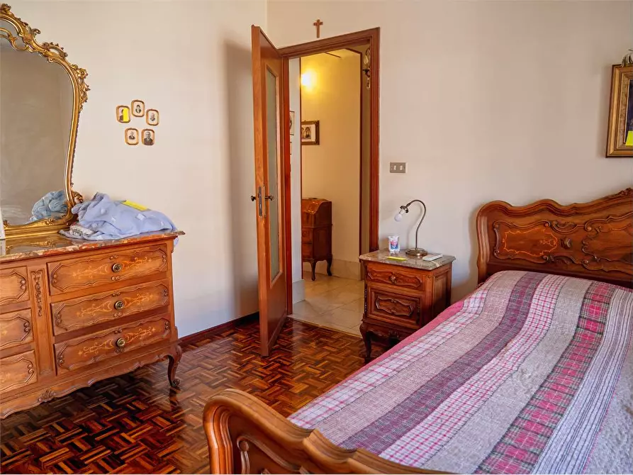 Immagine 27 di Quadrilocale in vendita  a Grugliasco