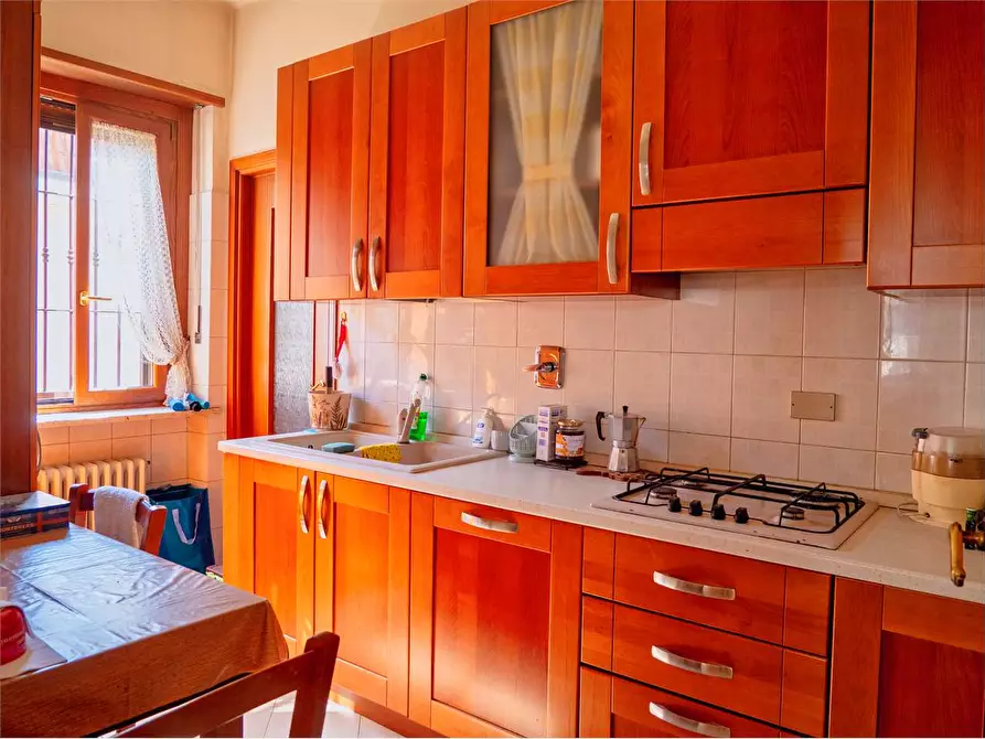 Immagine 11 di Quadrilocale in vendita  a Grugliasco