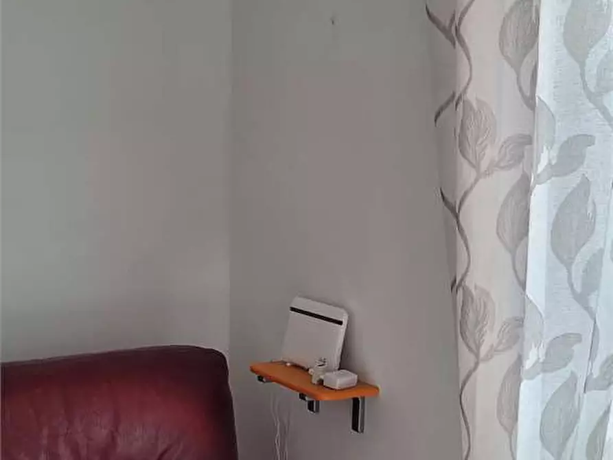 Immagine 4 di Trilocale in affitto  a Trofarello