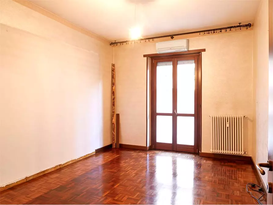 Immagine 10 di Quadrilocale in vendita  a Torino