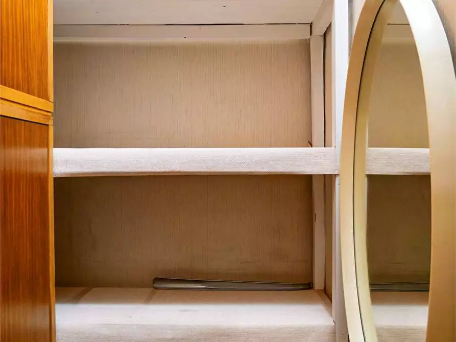 Immagine 29 di Quadrilocale in vendita  a Torino