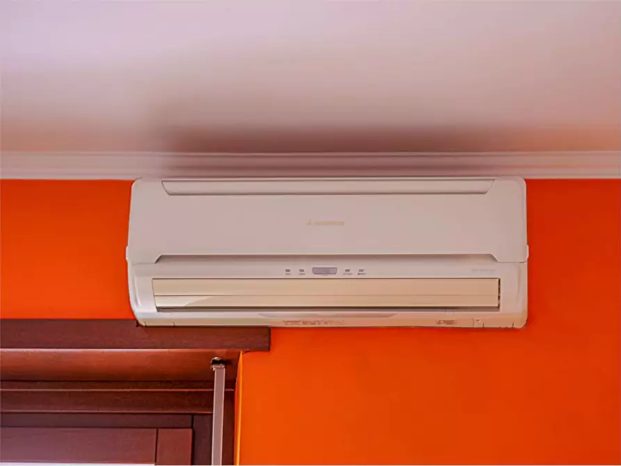 Immagine 17 di Quadrilocale in vendita  a Torino