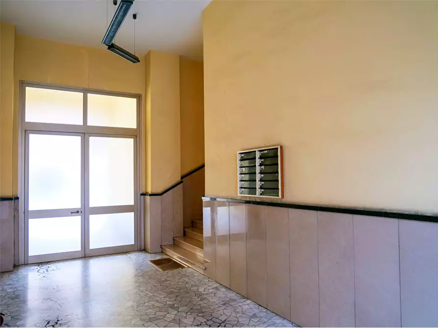 Immagine 39 di Quadrilocale in vendita  a Torino