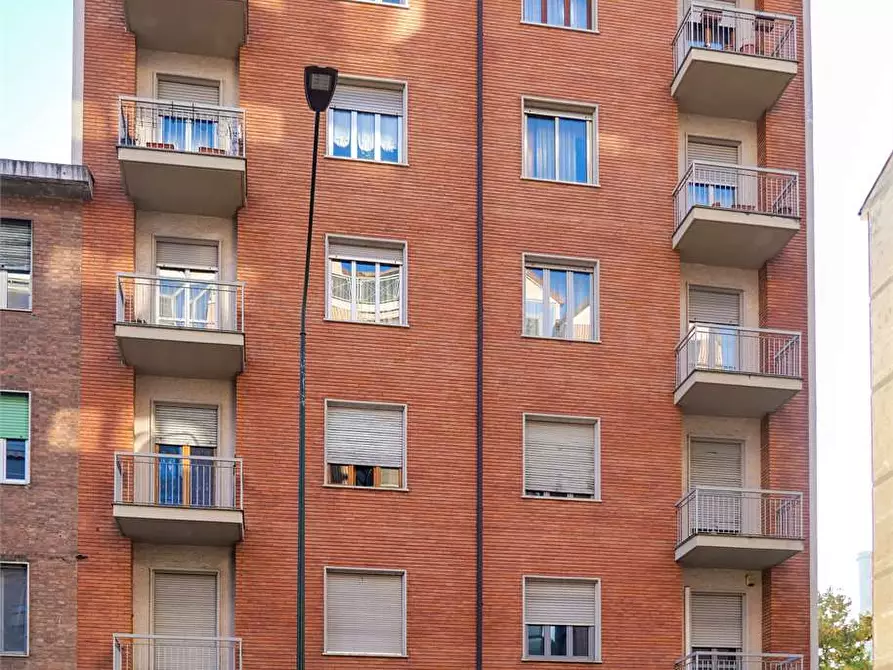 Immagine 47 di Quadrilocale in vendita  a Torino