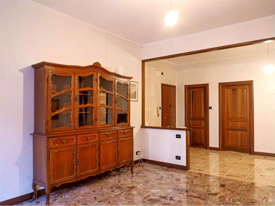 Immagine 7 di Quadrilocale in vendita  a Torino