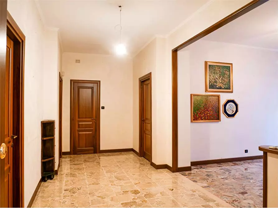 Immagine 6 di Quadrilocale in vendita  a Torino