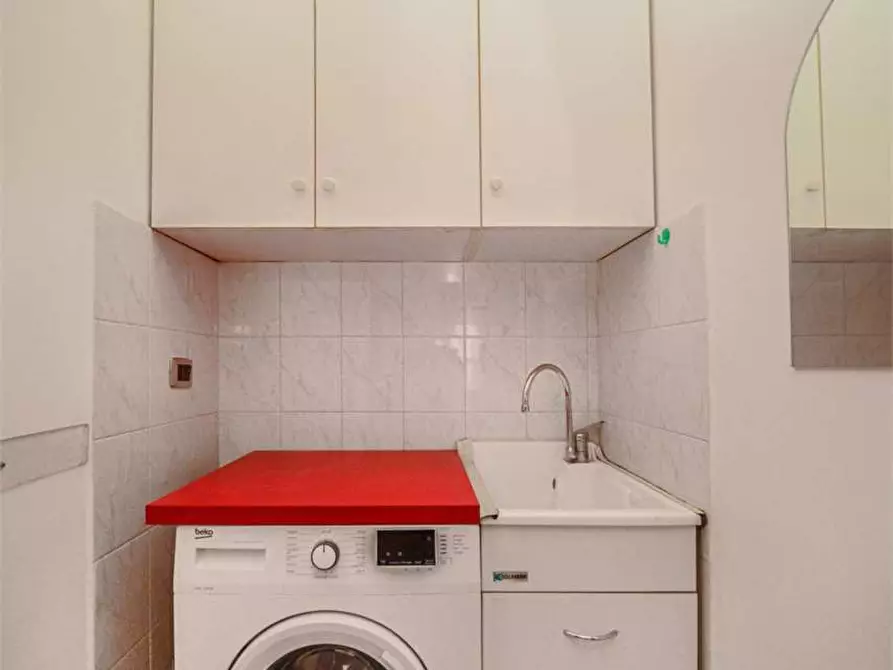 Immagine 12 di Quadrilocale in vendita  a Torino