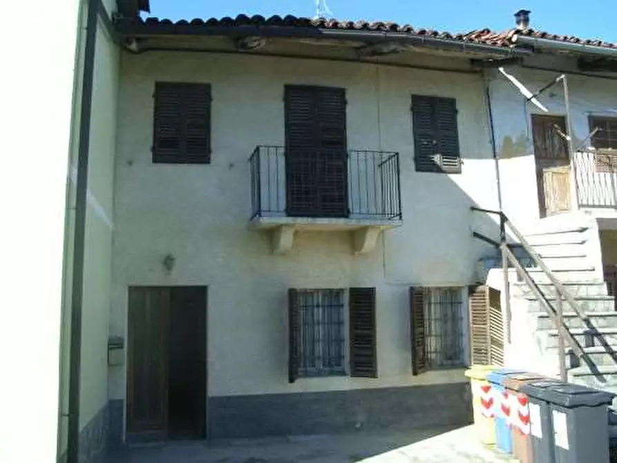 Immagine 3 di Rustico / casale in vendita  a Cinzano