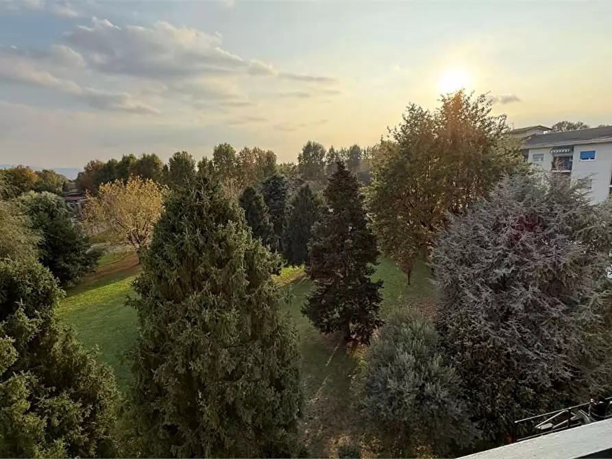 Immagine 11 di Quadrilocale in vendita  a Torino