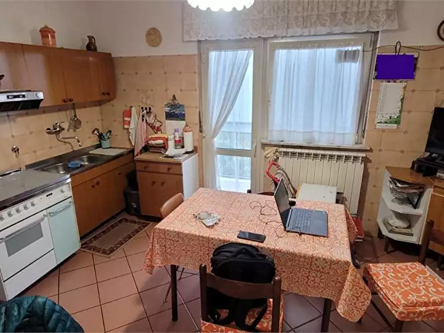 Immagine 1 di Quadrilocale in vendita  a Torino