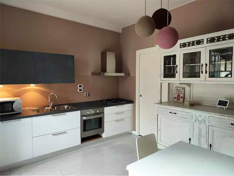 Immagine 2 di Bilocale in affitto  a Torino