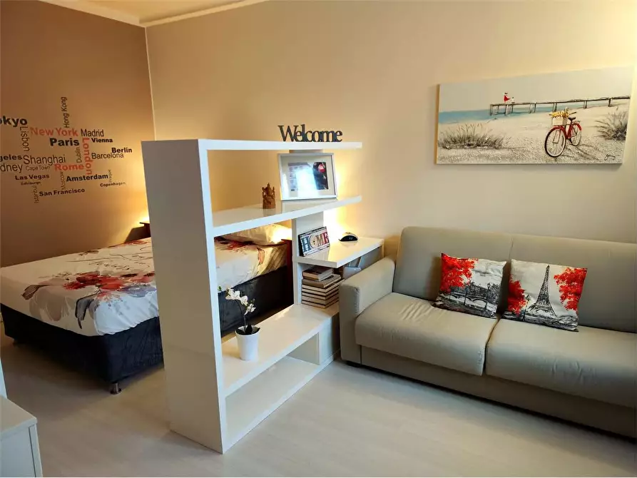 Immagine 6 di Bilocale in affitto  a Torino