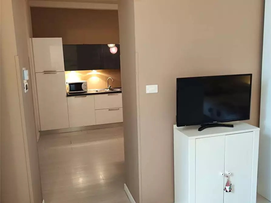 Immagine 10 di Bilocale in affitto  a Torino