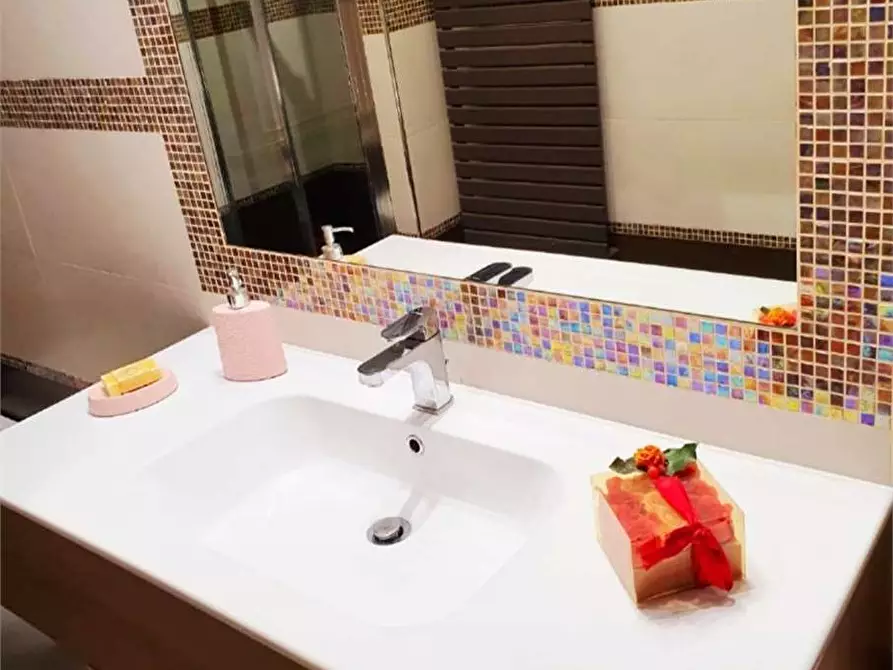 Immagine 12 di Villa in vendita  a Pecetto Torinese