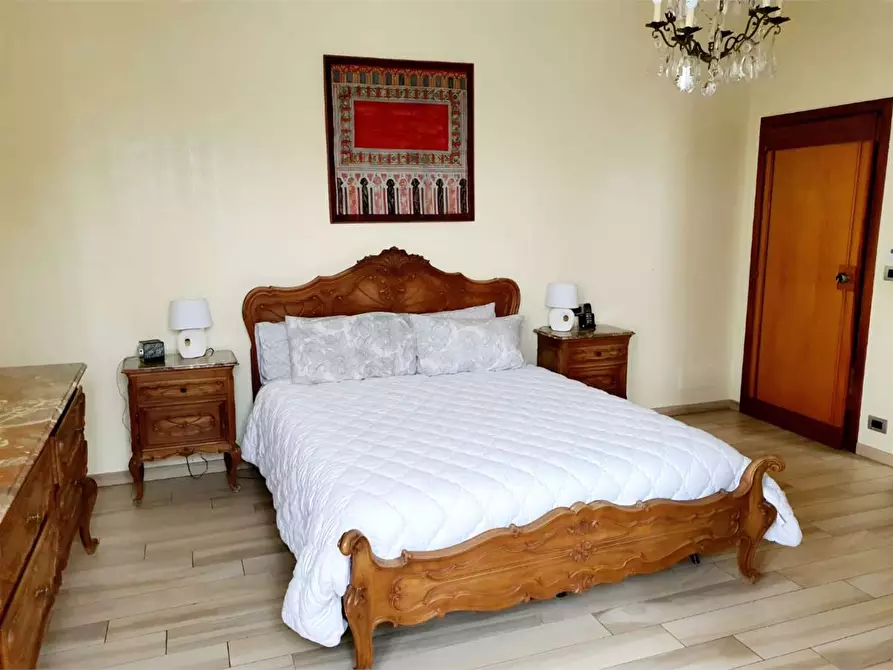 Immagine 4 di Villa in vendita  a Pecetto Torinese