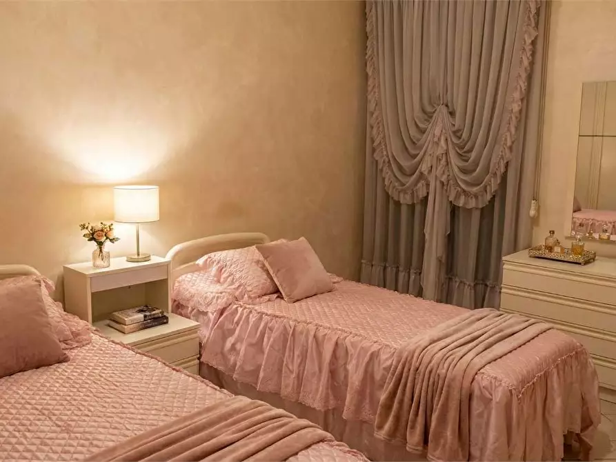 Immagine 8 di Quadrilocale in vendita  a Torino