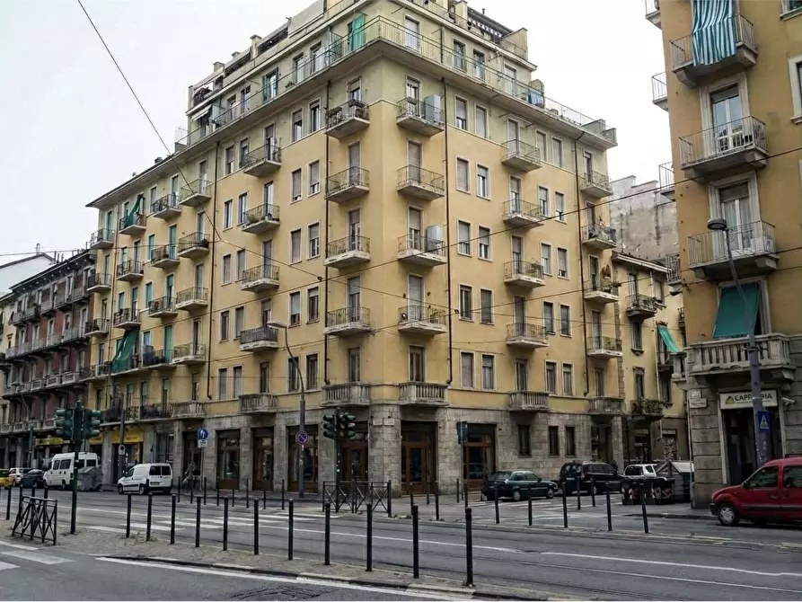 Immagine 1 di Quadrilocale in vendita  a Torino