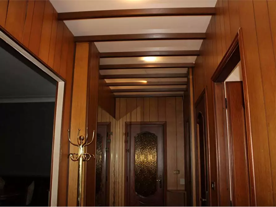 Immagine 11 di Quadrilocale in vendita  a Torino