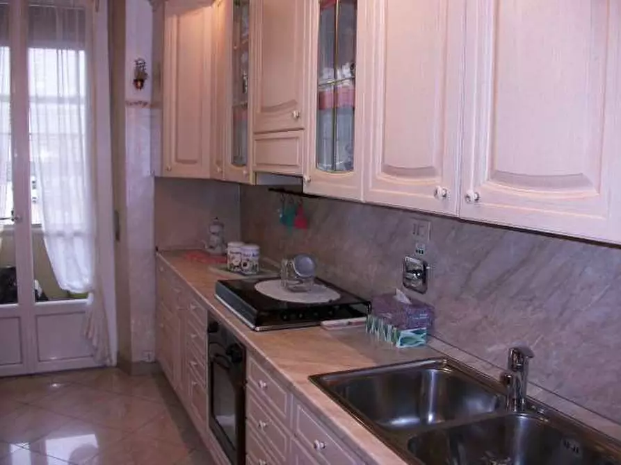 Immagine 8 di Trilocale in vendita  a Torino