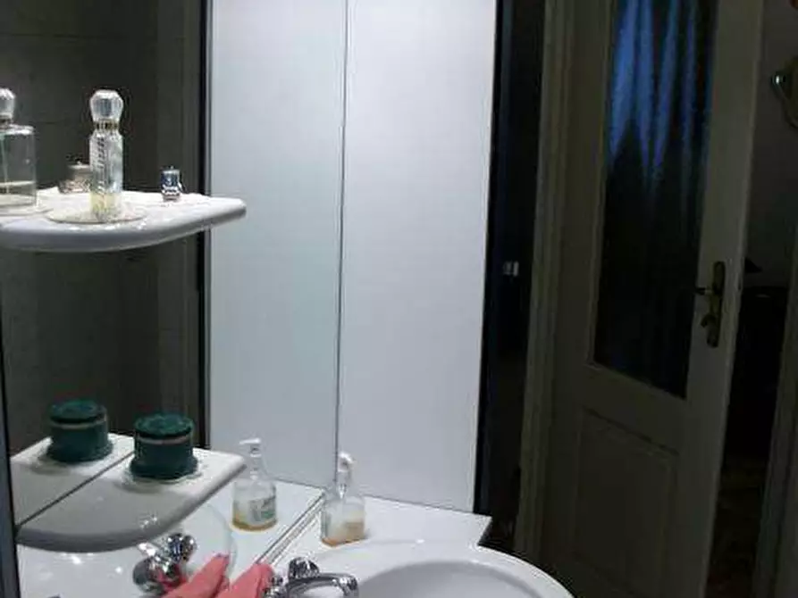 Immagine 29 di Trilocale in vendita  a Torino