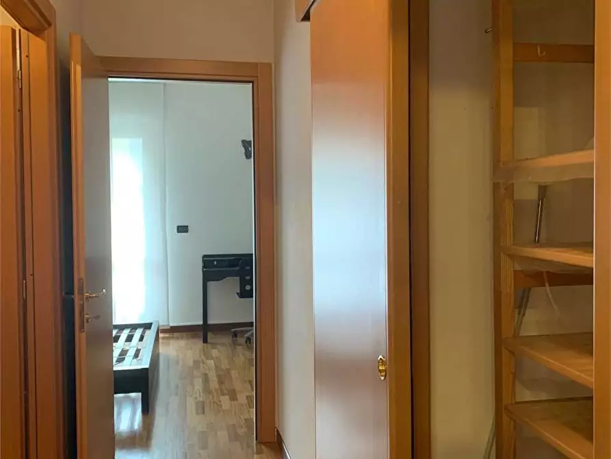 Immagine 9 di Bilocale in affitto  a Torino