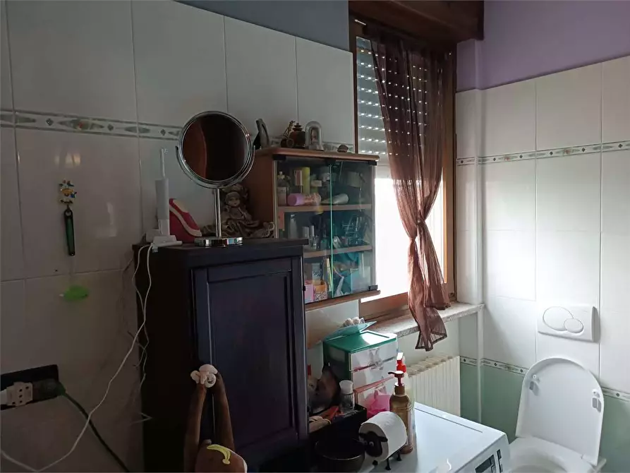 Immagine 19 di Quadrilocale in vendita  a Osasio