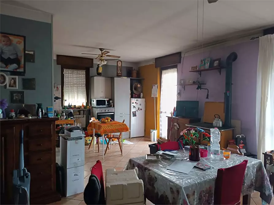 Immagine 10 di Quadrilocale in vendita  a Osasio