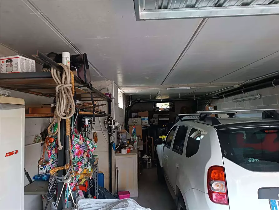 Immagine 30 di Quadrilocale in vendita  a Osasio